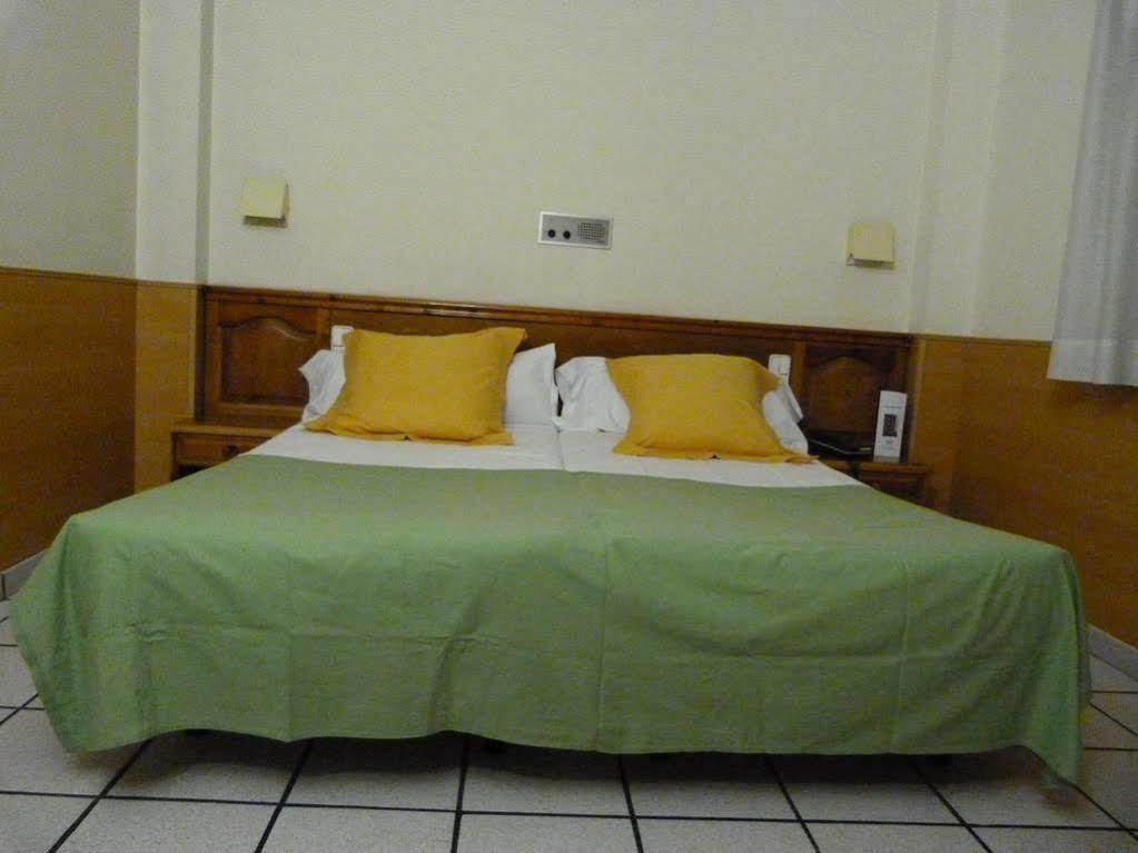Hotel Pitiusa Andorra la Vella Esterno foto